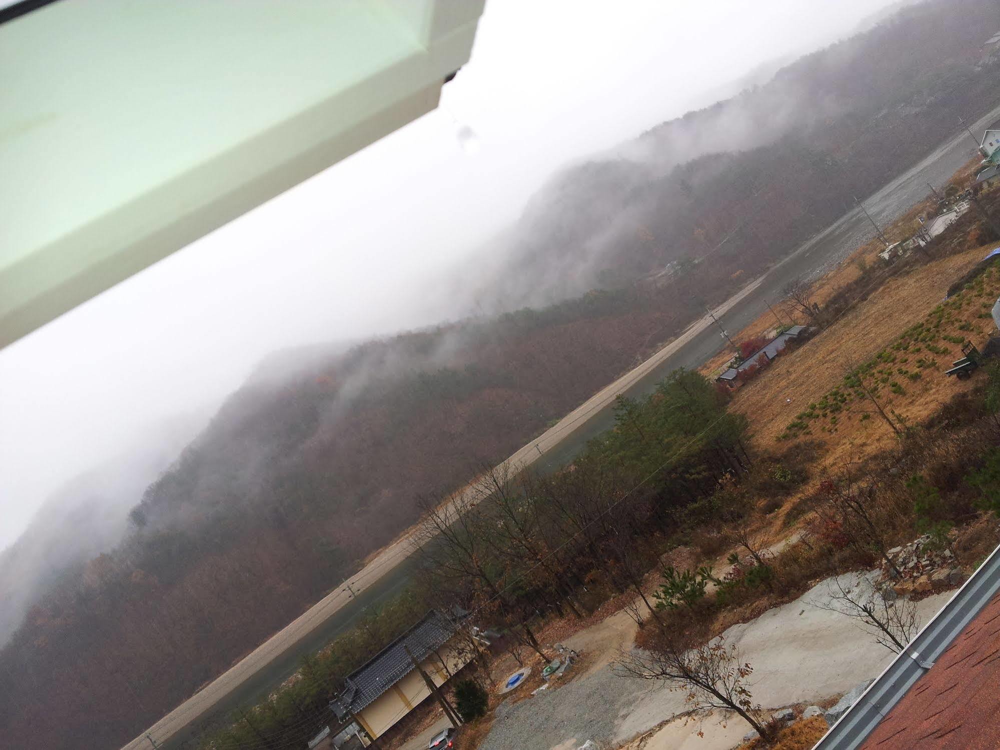 Happy Forest Pension Hongcheon Exterior foto